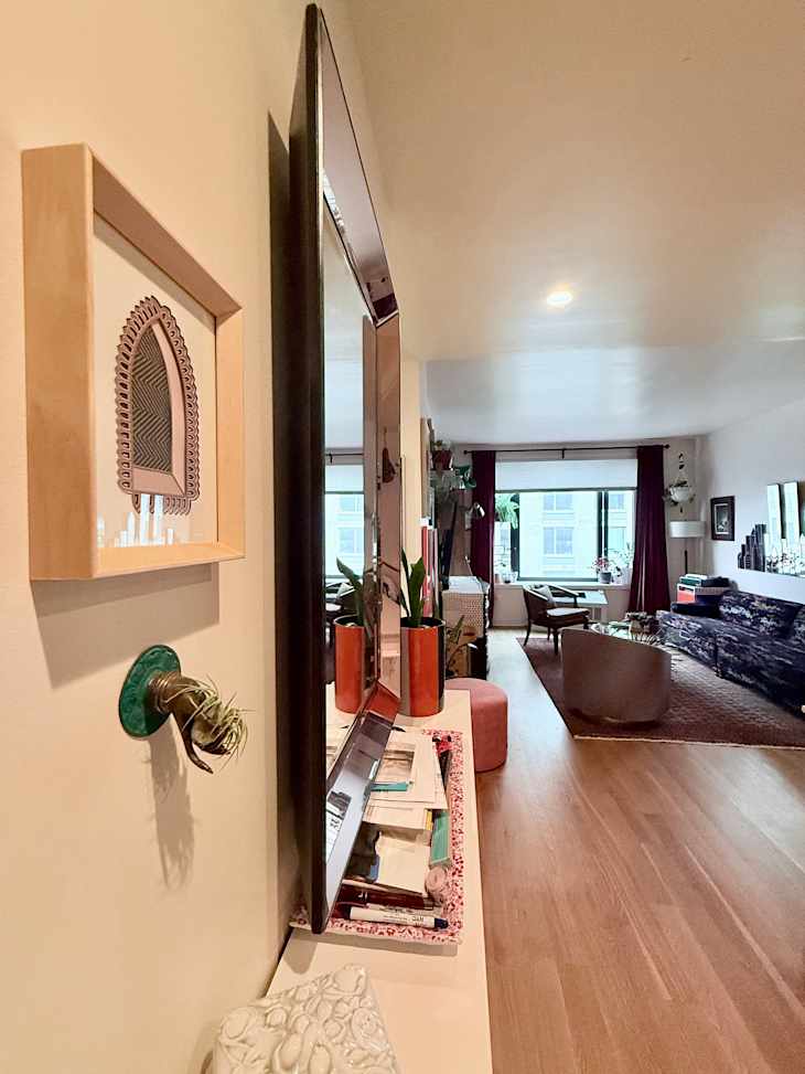 Tour a Crown Heights Rental Apartment with Custom Wallpaper | Apartment ...